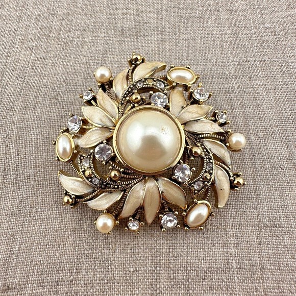 VTG Monet Brooch Goldtone Faux Pearl Cabochon Clear Rhinestone Enamel 2.75" - Picture 1 of 8